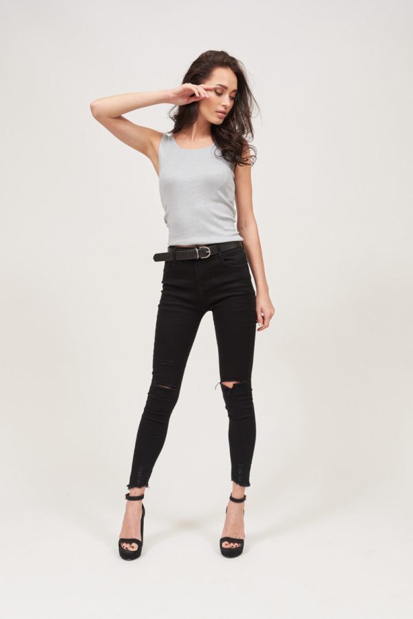 BLACK JEANS